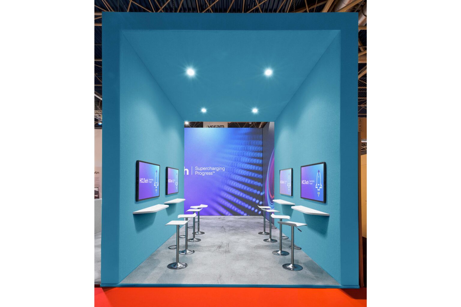 Dubai,,United,Arab,Emirates,-,May,17,,2022:,Exhibitor,Business